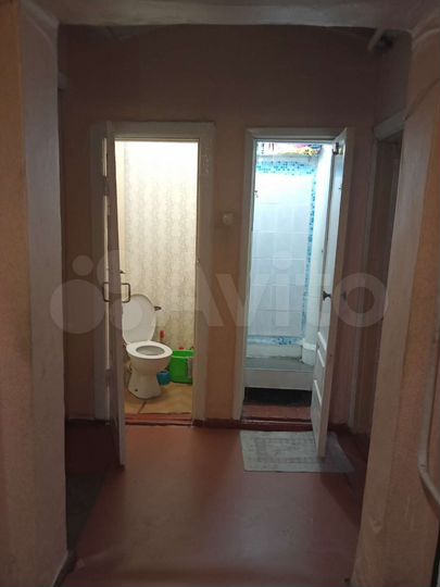 Комната 32 м² в 4-к., 3/3 эт.