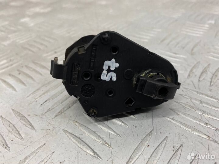 Б/У Сервопривод заслонки печки (моторчик