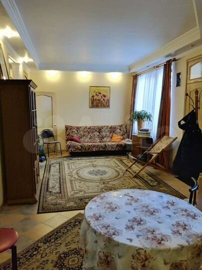 3-к. квартира, 56 м², 1/2 эт.