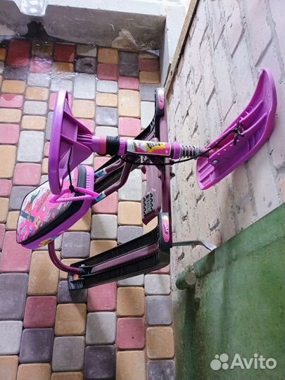 Детский снегокат Nika