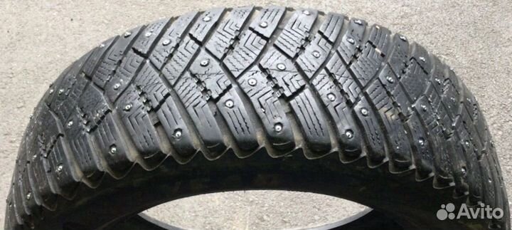 Goodyear Ultragrip Ice Arctic 215/60 R16