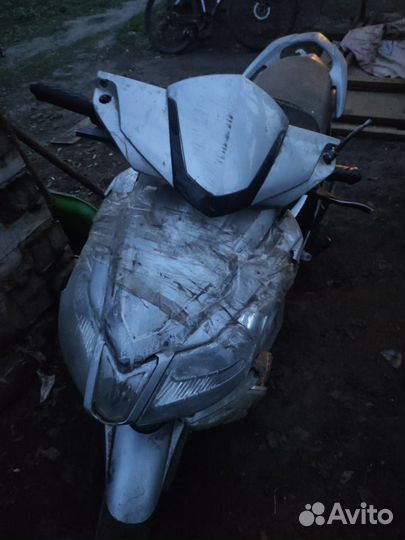 Продам скутер хендай