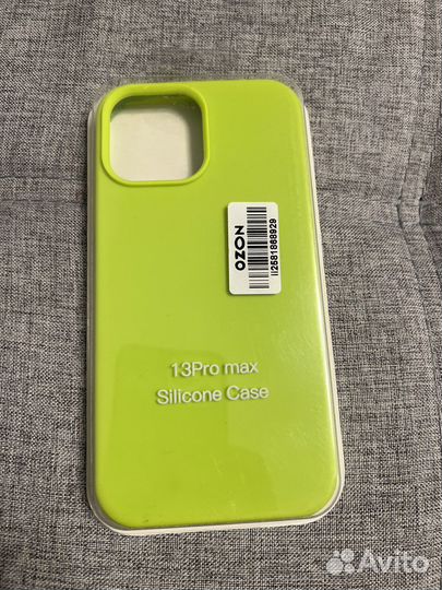 Силиконовый чехол на iPhone 13 pro max