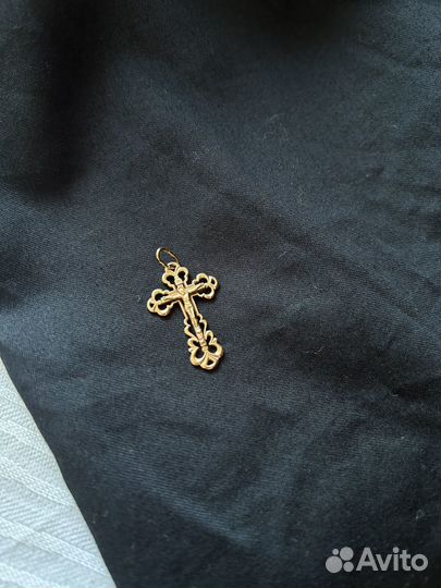 Золотой крестик