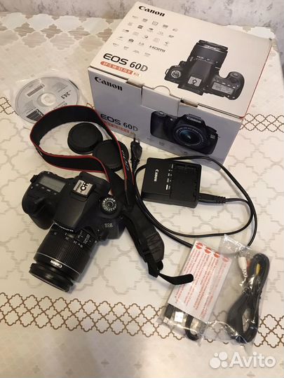 Зеркальный фотоаппарат canon 60d
