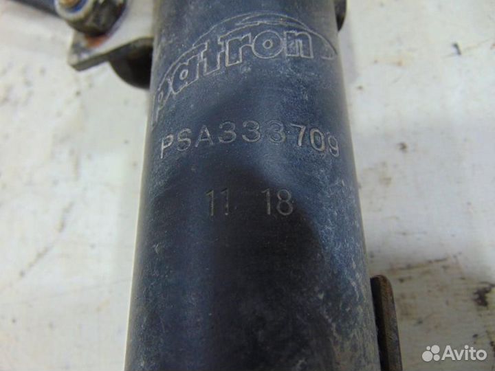 Амортизатор передний правый Ford Focus 1 1998-2004