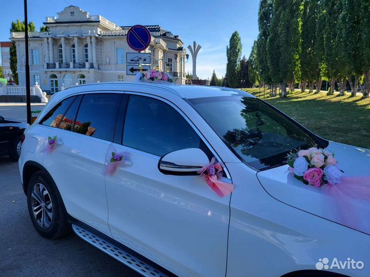 Прокат авто, украшений на свадьбу