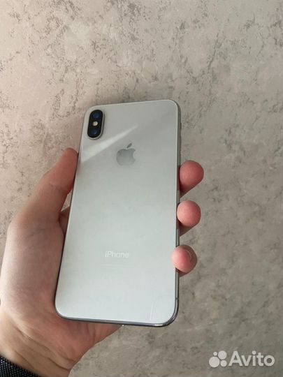 iPhone X, 64 ГБ