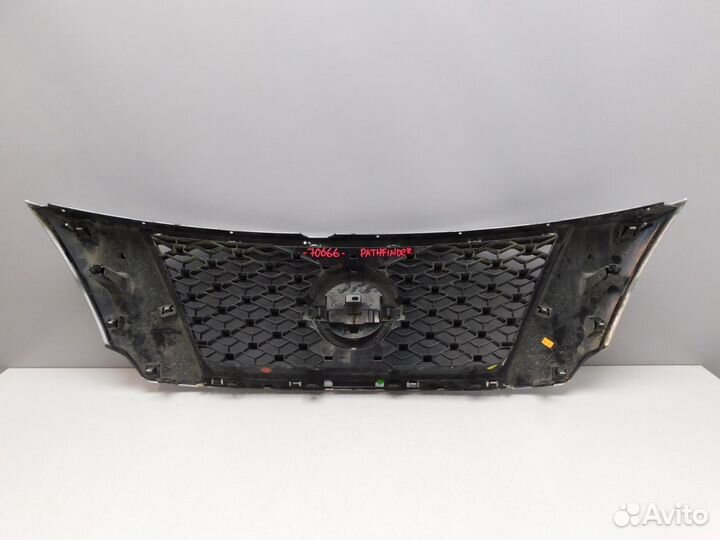 Решетка радиатора Nissan Pathfinder (R52) (70666)