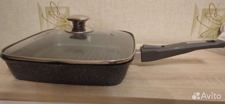 Сковорода-гриль квадратная 