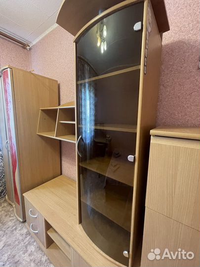 Стенка горка со шкафом в гостинную бу