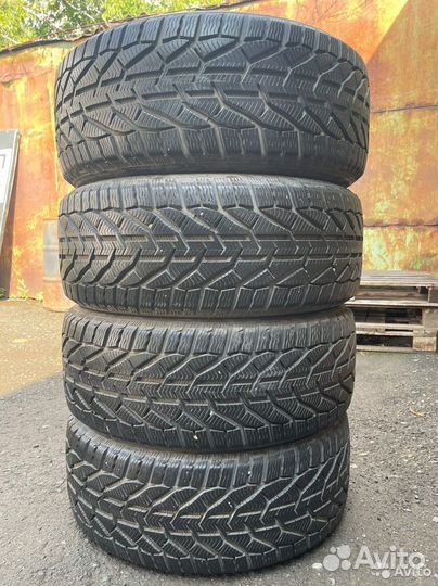 Kormoran SUV Snow 255/55 R18 109V