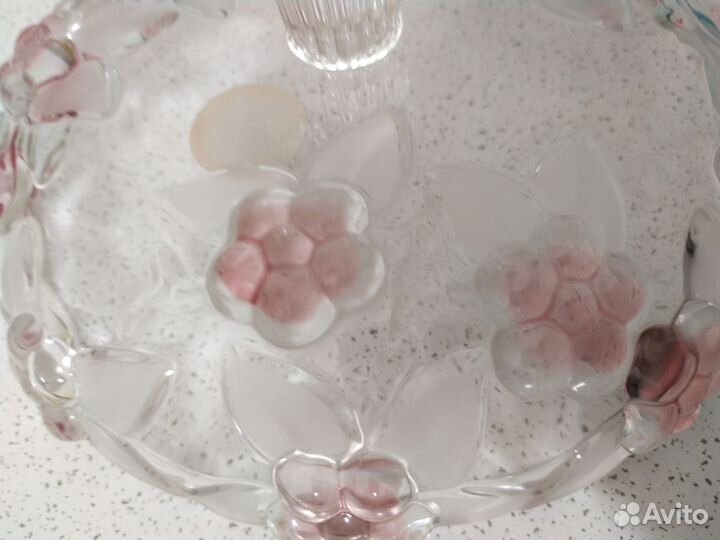 Конфетница на ножке стекло