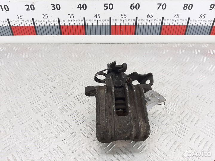 Суппорт задний правый для Volkswagen Passat 5