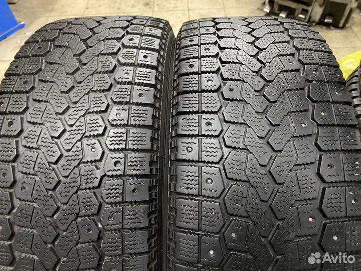 Yokohama Ice Guard F700S 205/55 R16