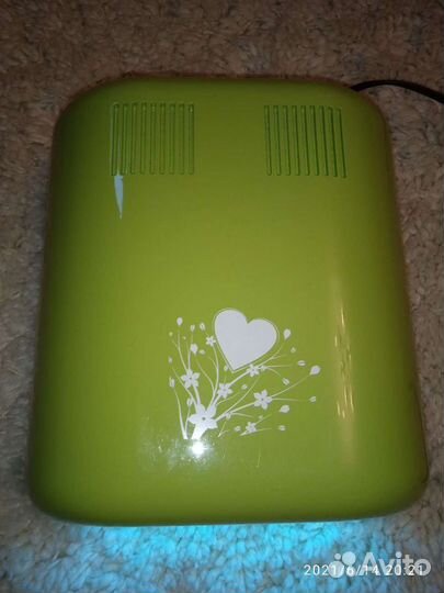 Лампа для маникюра