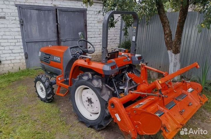 Мини-трактор Kubota GT21, 2011