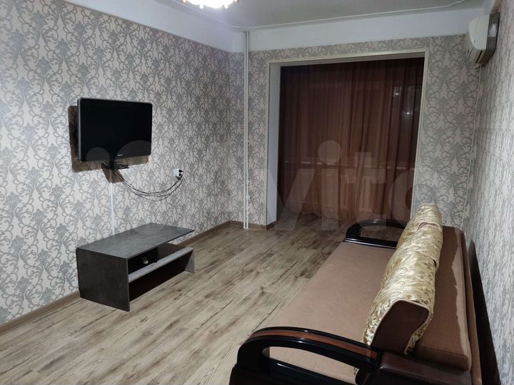 1-к. квартира, 42 м², 5/9 эт.