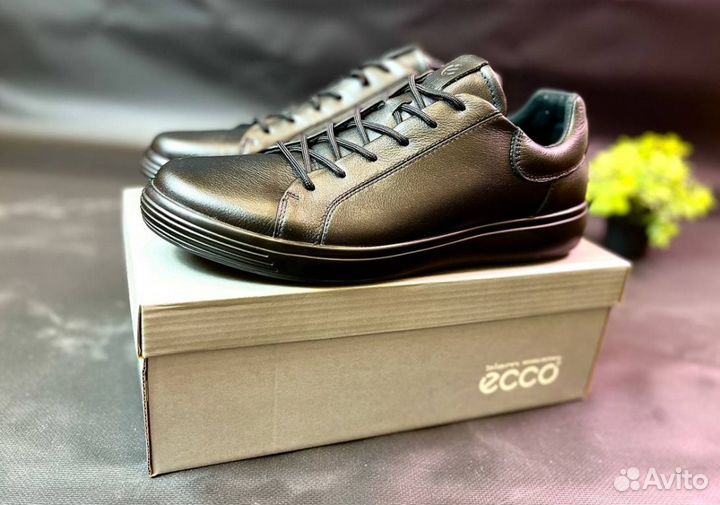 Кроссовки Ecco модные