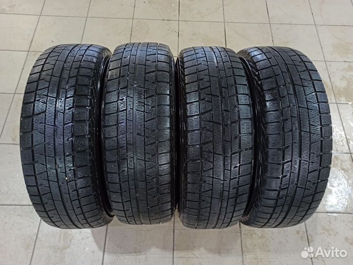Yokohama Ice Guard F700Z 215/70 R15