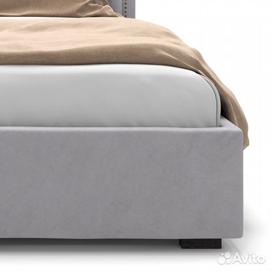 Кровать двуспальная с подъемным механизмом 180х200