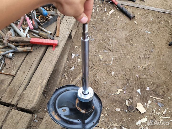 Передние стойки на kia cerato