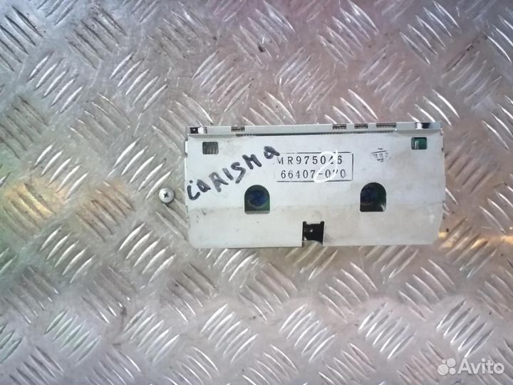 Информационный дисплей mitsubishi Carisma DA 1995