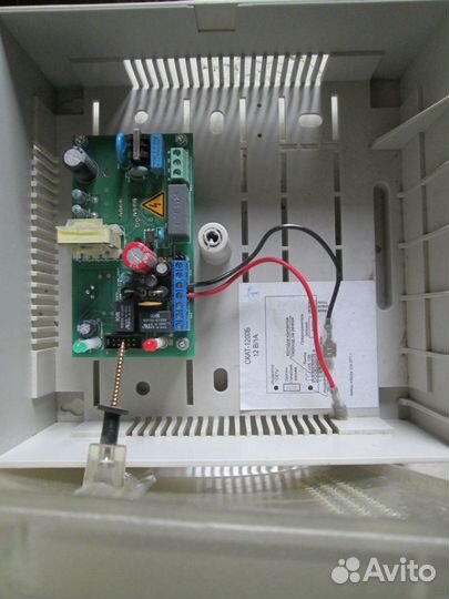 Блок бесперебойного питания