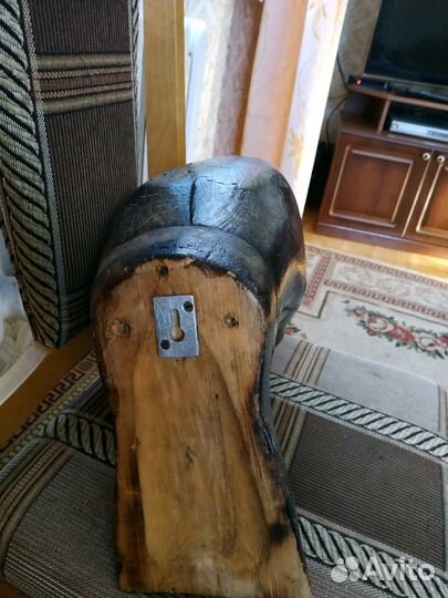 Голова динозавра из дерева на стену