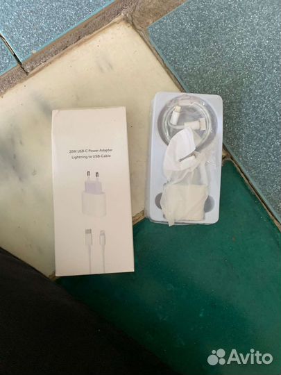 Зарядка на iPhone 20w