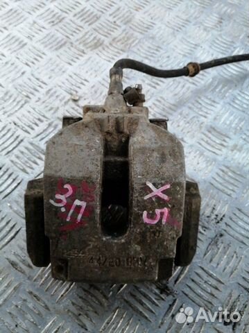 Суппорт задний правый Bmw X5 E70 3.0 N52B30