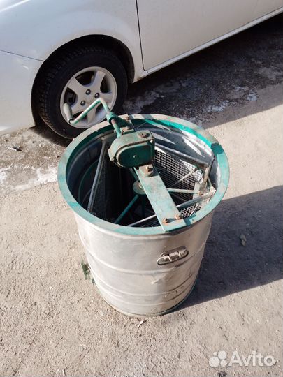 Медогонка 3 рамочная