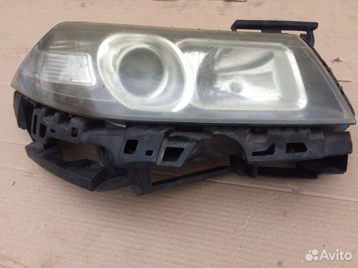 Фара правая Renault Megane 2 рестайлинг extreme