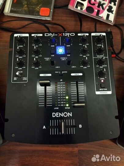 DJ контроллер Denon