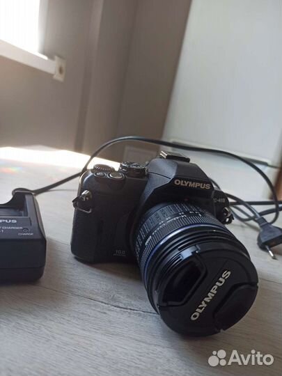 Зеркальный фотоаппарат olympus E-410 kjt