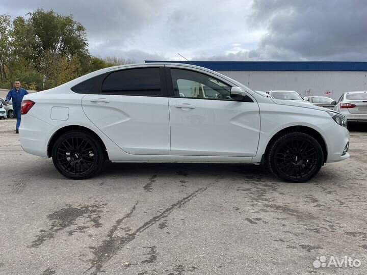 LADA Vesta 1.6 МТ, 2019, 49 000 км