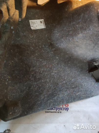 Обшивка багажника Skoda Rapid 2015