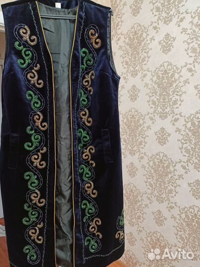 Национальная безрукавка