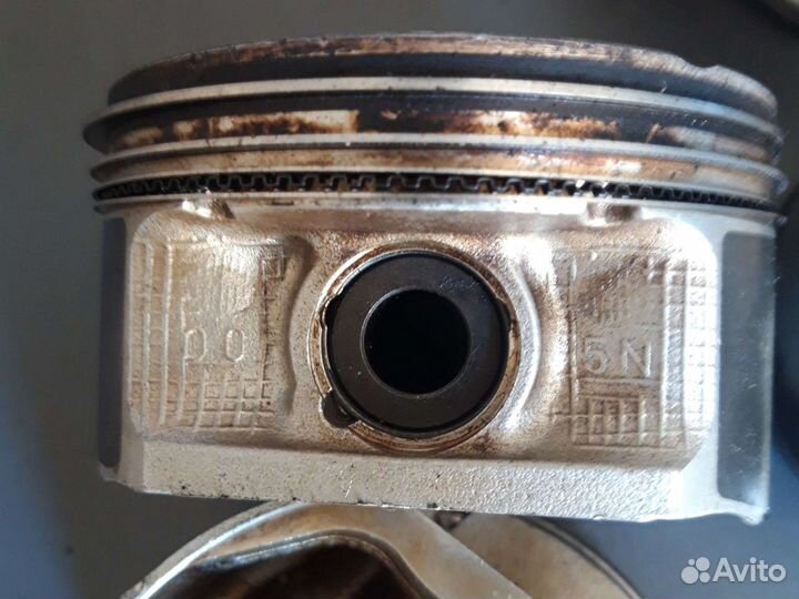 Поршень Сузуки Гранд Витара 2.4