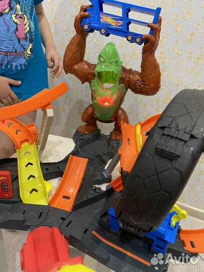 Hot wheels toxic monkey