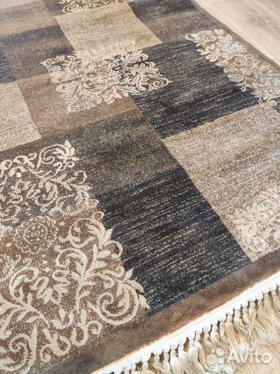 Ковер из вискозы б/у