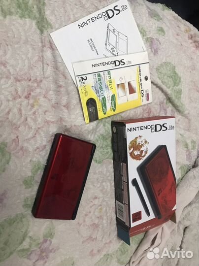 Nintendo DS lite