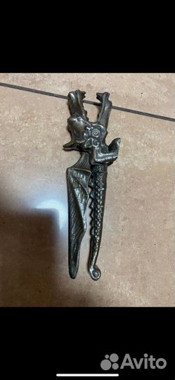 Орехоколка