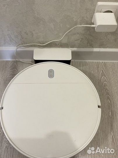 Робот пылесос Xiaomi mi robot vacuum mop essential