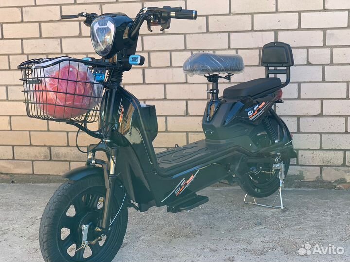 Электроскутер SUP