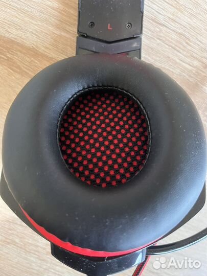 Игровые наушники Sven AP-G988MV Black-Red