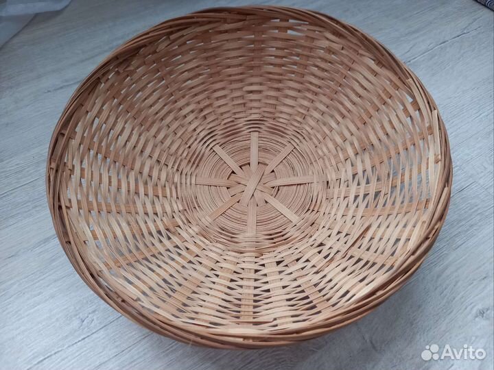 Плетёная тарелка корзинка