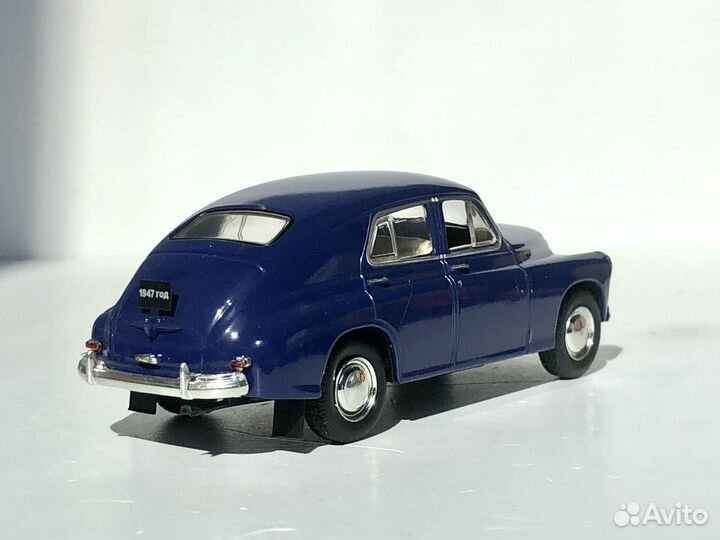 Модель автомобиля газ М20 победа 1:43 нап