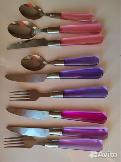 Набор. Вилки. Ложки. Ножи
