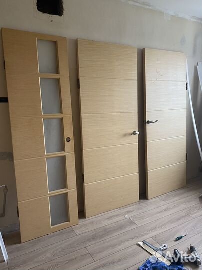 Двери межкомнатные из массива